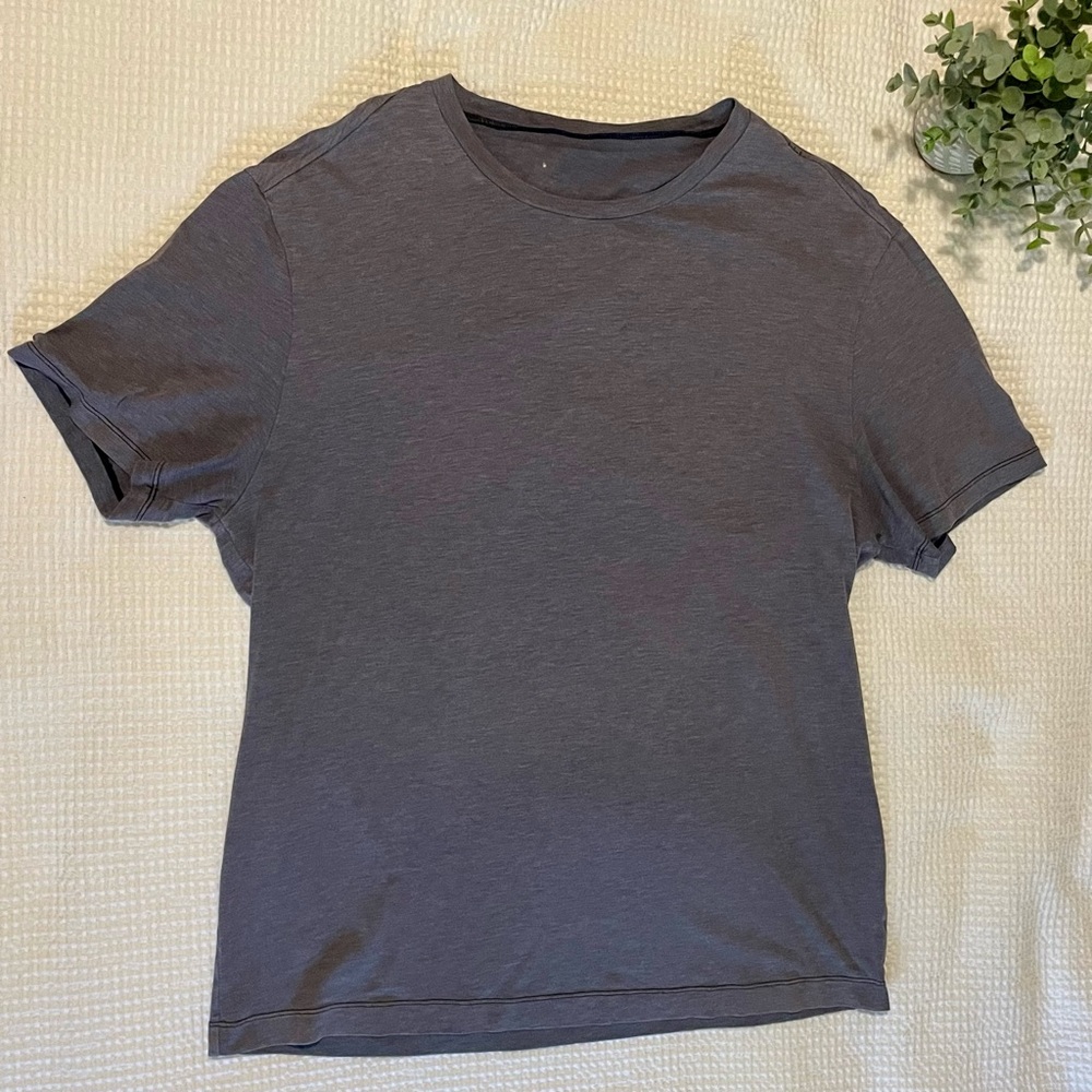Lululemon mens T